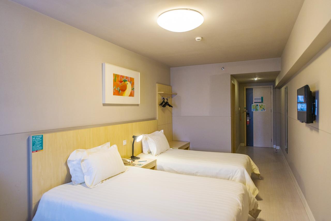 Jingjiang Inn Shanghai Hutai Road Zewnętrze zdjęcie